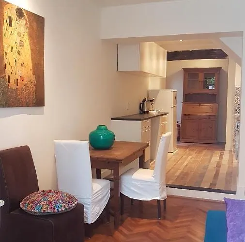 Aan De Cauberg Hotel *